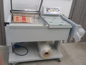 IMBUSTATRICE CON FORNO DI TERMORETRAZIONE 4252